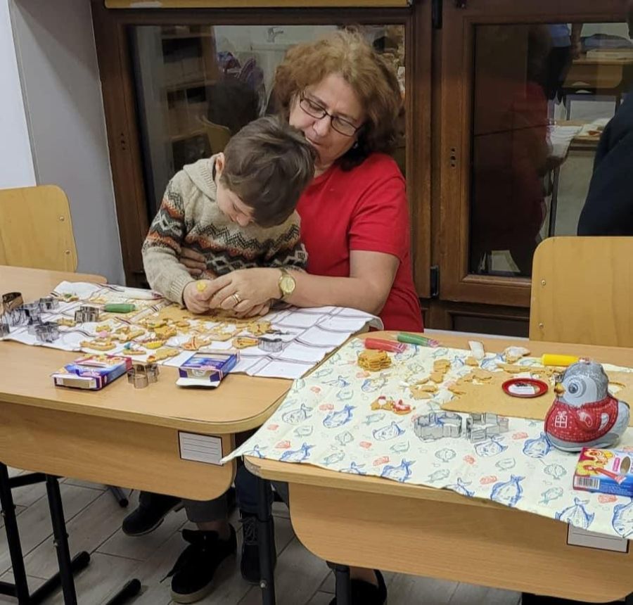 The Art Nouveau Rotary Club's winter story continues