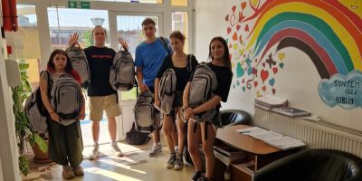 Tineri pentru tineri