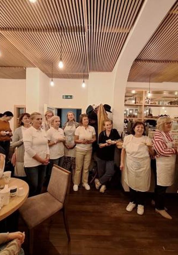 Masa prieteniei 2025 Rotary Art nouveau